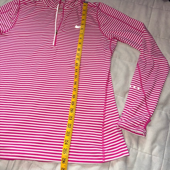 Nike Running Dri-Fit Long Sleeve 3/4 Zip Shirt - Picture 6 of 6